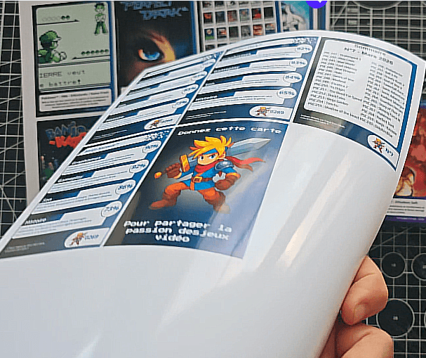 Feuille imprimée de cartes de jeux sur papier photo 140g brillant avant lamination.